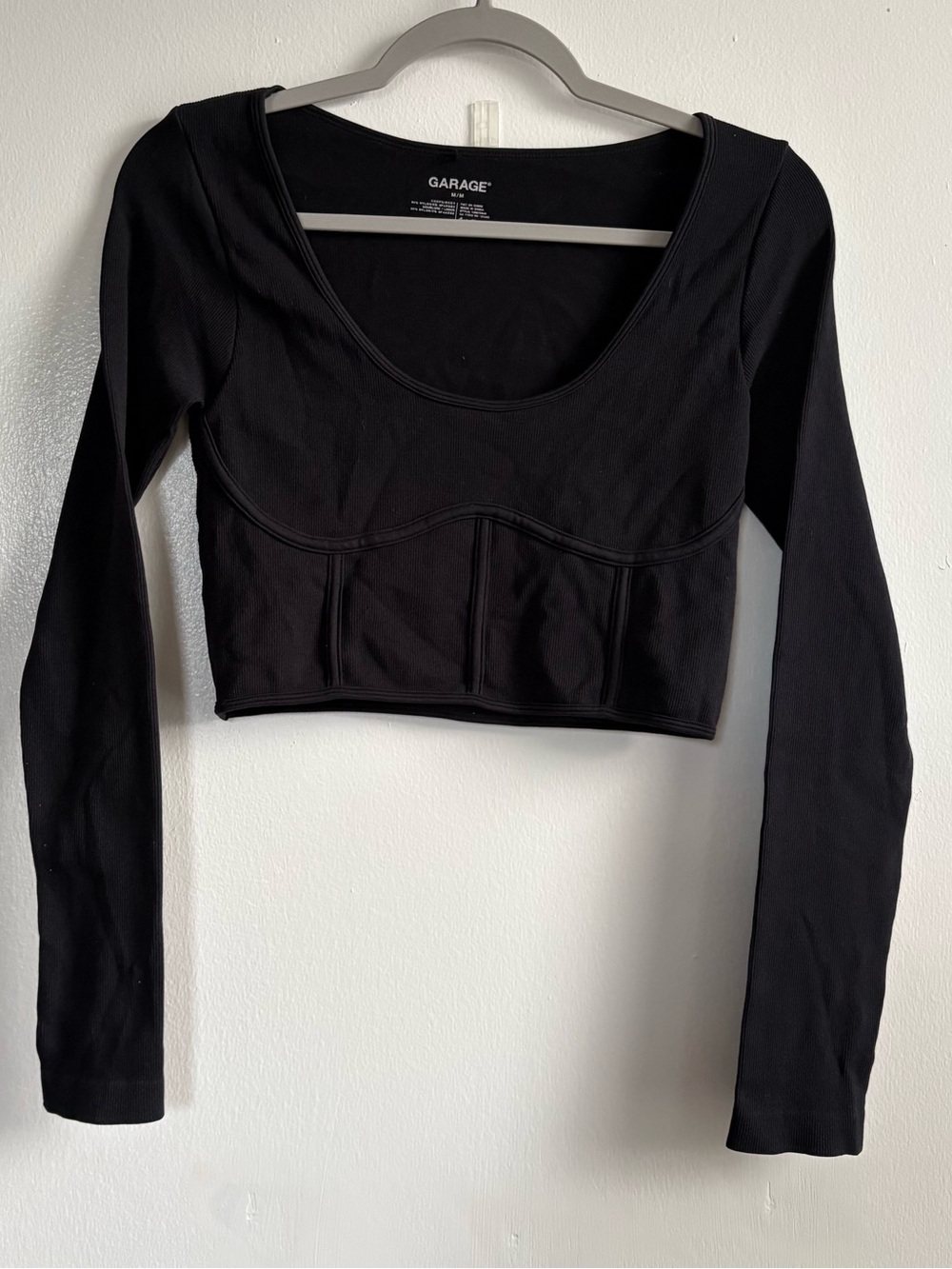 Garage Women's Black Cropped Long Sleeve Scoop Neck Lined Stretch Top Size M